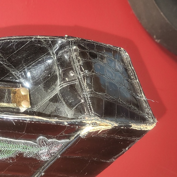 Purse - Picture 3 of 7